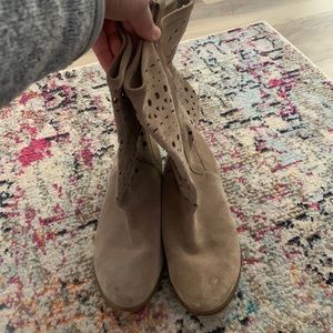 Decree boots, size 6.5